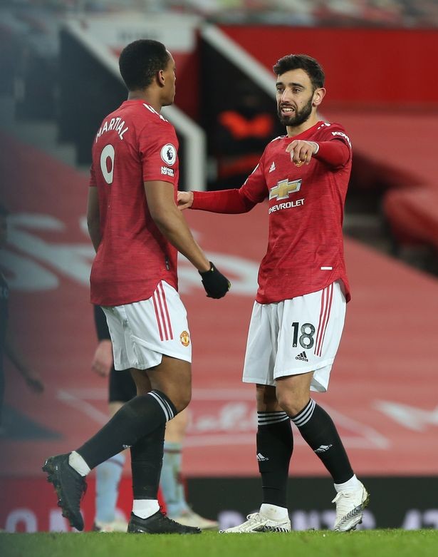 Bruno Fernandes giận dữ khi bị Solskjaer thay ra sân - ảnh 1