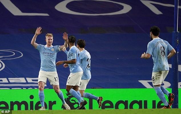 Man City hạ Chelsea, Guardiola bị chỉ trích ‘đáng hổ thẹn' - ảnh 4