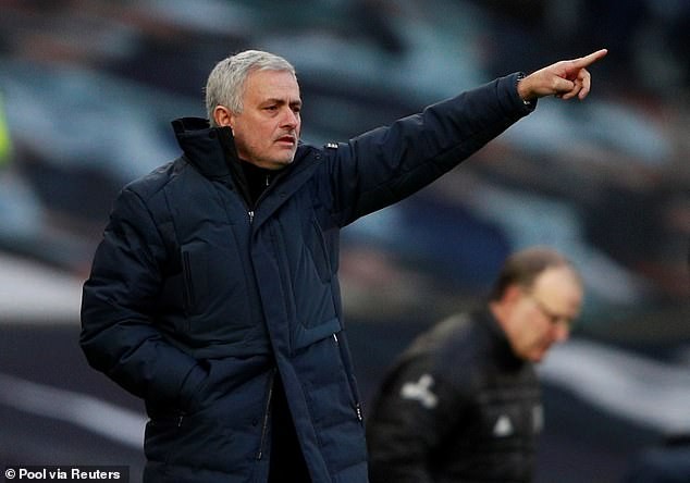 Mourinho: Hãy cho chúng tôi thời gian, thế giới sẽ thay đổi - ảnh 2