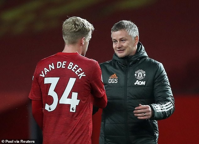 Solskjaer nói về nhân tố bí ẩn giúp MU hạ Liverpool - ảnh 1