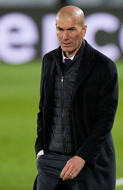 Pirlo sắp bị sa thải, Juventus bổ nhiệm Zidane - ảnh 3