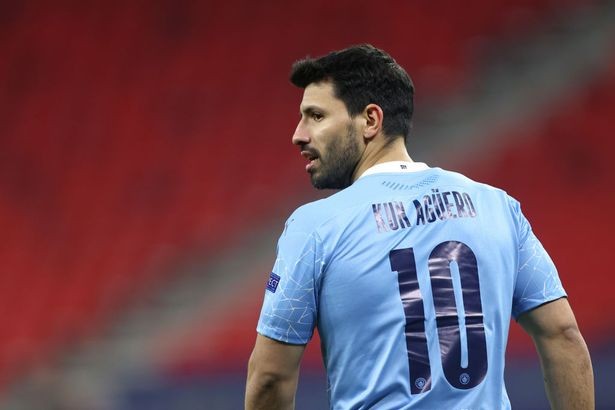 Fan MU đòi hủy mùa giải mới vì Aguero rời Man City - ảnh 1