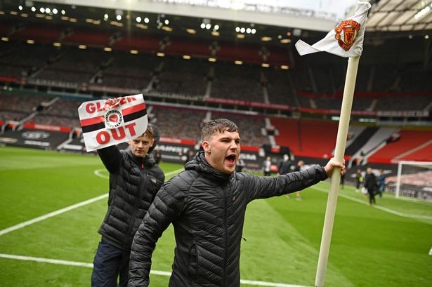 Ông chủ MU xin lỗi HLV Solskjaer - ảnh 2