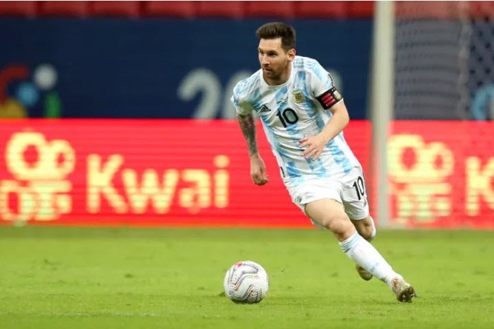 Lionel Messi đi vào lịch sử Argentina tại Brazil - ảnh 3