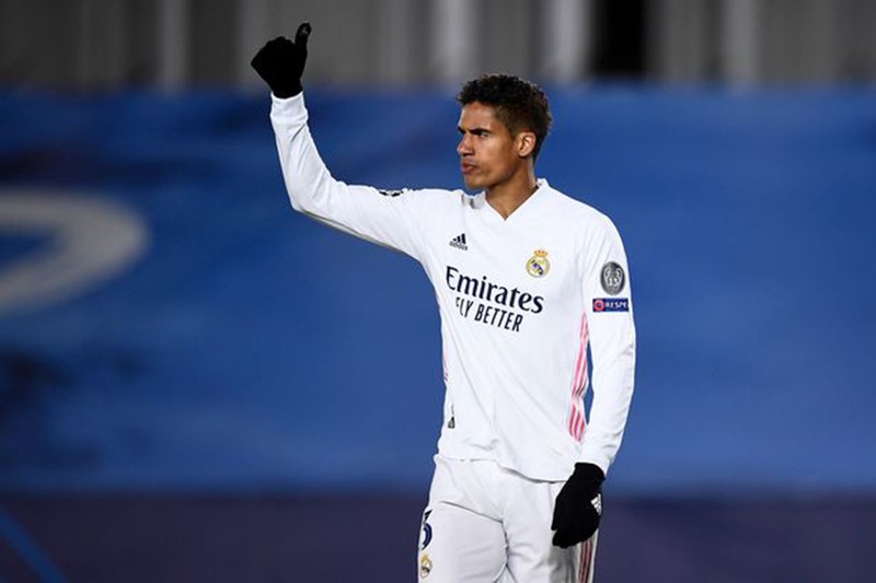 Real Madrid giảm giá bán, MU tiến rất gần đến Varane - ảnh 3