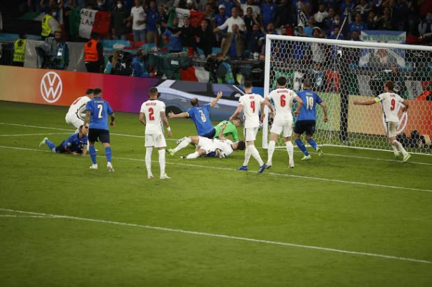 Phá lời nguyền lịch sử, Ý hạ Anh vô địch Euro 2020 - ảnh 5