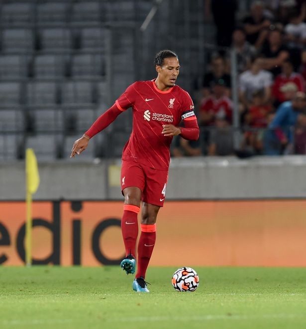 Van Dijk trở lại sau 285 ngày, Liverpool thủng lưới 4 bàn - ảnh 2