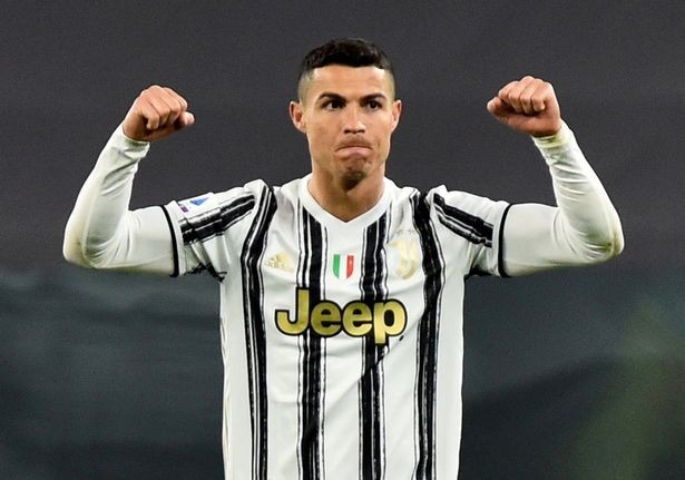 Lời hứa của nhà Glazer về vụ chuyển nhượng Ronaldo sang MU - ảnh 5