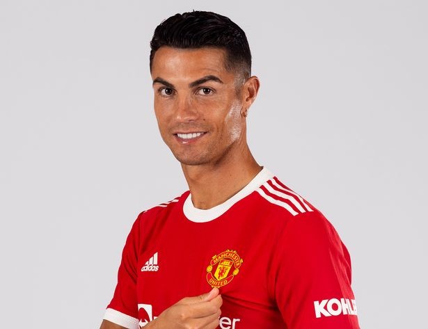 Được nhường áo số 7, Ronaldo lập tức gửi thông điệp đến Cavani - ảnh 5