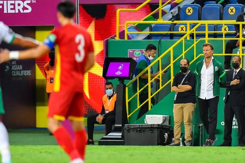 HLV Herve Renard: ‘Tôi không hài lòng với Saudi Arabia’ - ảnh 4