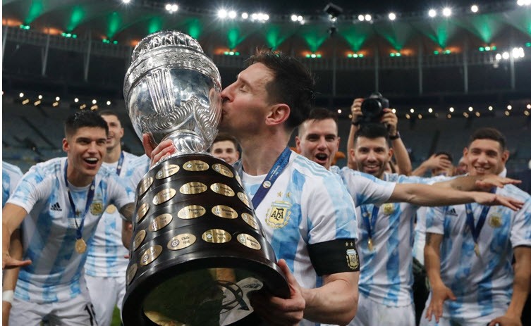 Lập hat-trick, Messi đi vào lịch sử bóng đá Nam Mỹ - ảnh 2