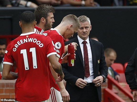  Bruno đá hỏng penalty, MU thua sốc Aston Villa - ảnh 5