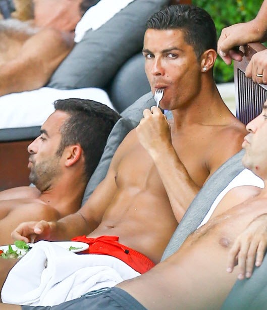 Ronaldo lên thực đơn cho đầu bếp MU khiến đồng đội xôn xao - ảnh 5