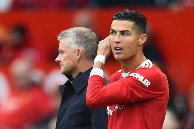 Solskjaer có thể bị MU sa thải vì hành vi với Ronaldo - ảnh 6