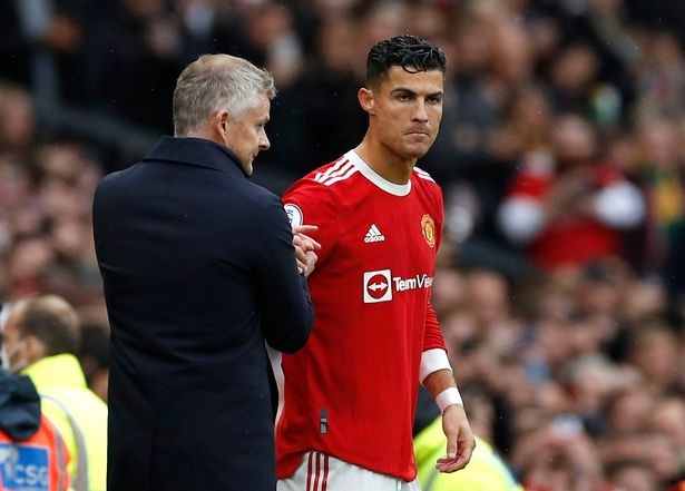 Vì Ronaldo, Solskjaer thẳng thừng đáp trả Sir Alex Ferguson - ảnh 3