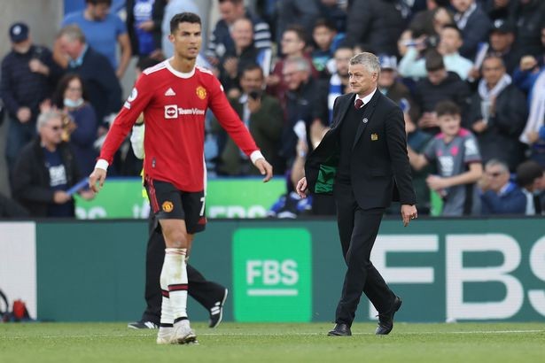 Solskjaer ngăn cản hành động bất mãn của Ronaldo - ảnh 3