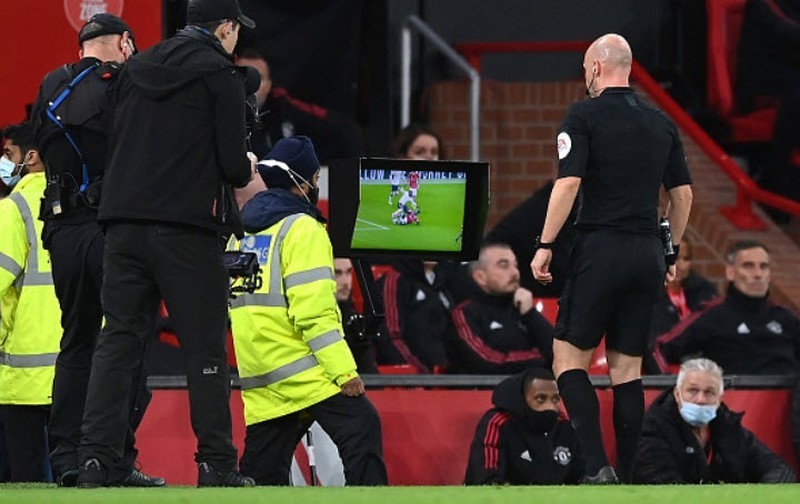 Pogba phá vỡ im lặng sau chiếc thẻ đỏ trong trận MU thảm bại - ảnh 3