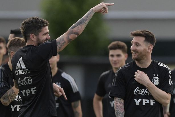 Messi bị chỉ trích vì không tôn trọng PSG - ảnh 2