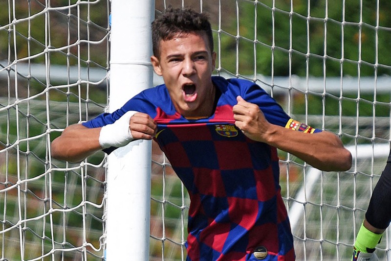 Sao trẻ MU ghi bàn thắng nhanh nhất lịch sử Barcelona - ảnh 3
