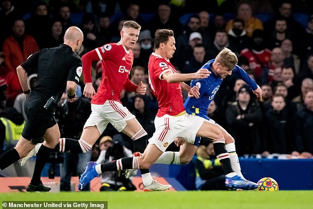 Không phải Carrick, Rangnick đã chọn đội hình MU đấu Chelsea - ảnh 5