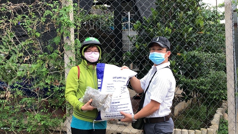 'Tôi thấy quê hương bên mình những lúc cần chia sẻ động viên' - ảnh 3