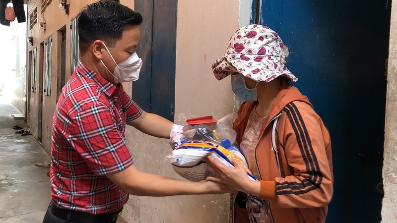 Người Quảng Bình tại TP.HCM hỗ trợ bà con khó khăn trong đại dịch - ảnh 3