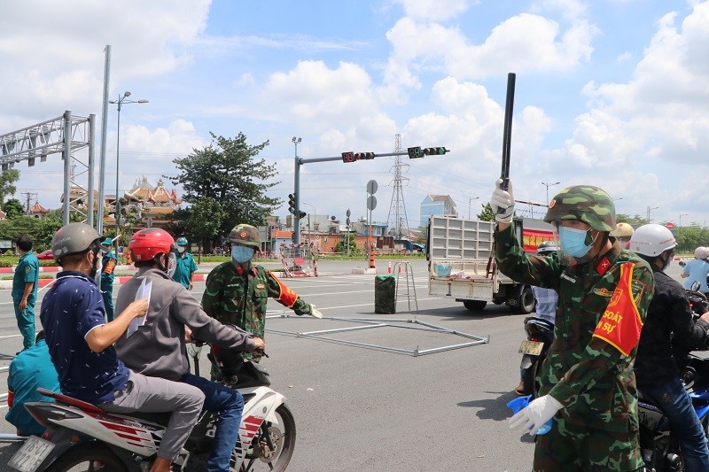 Quân khu 7 phát động phong trào 'chống dịch, cứu dân' - ảnh 3