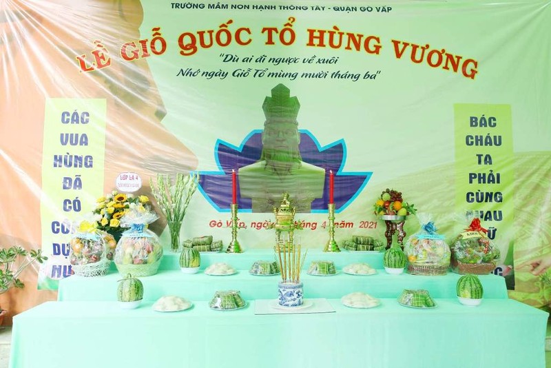 Học sinh tự tay sắm lễ vật giỗ tổ Hùng Vương - ảnh 7