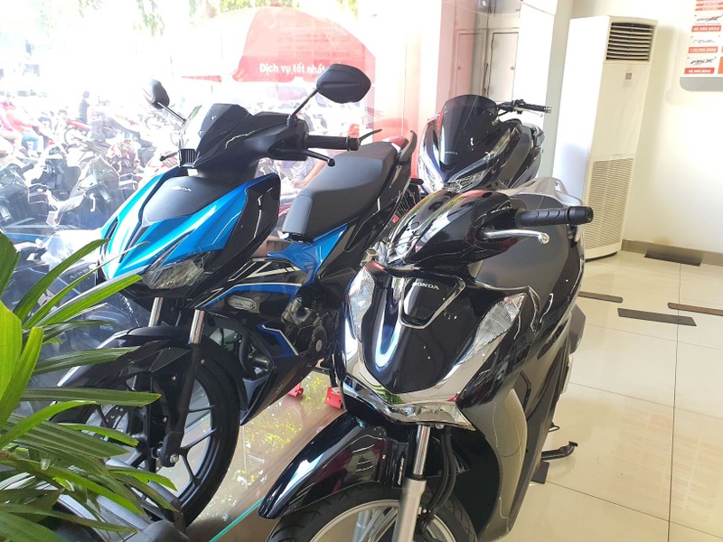 Giá xe Honda SH gần 'đạt đỉnh' 126 triệu đồng - ảnh 1