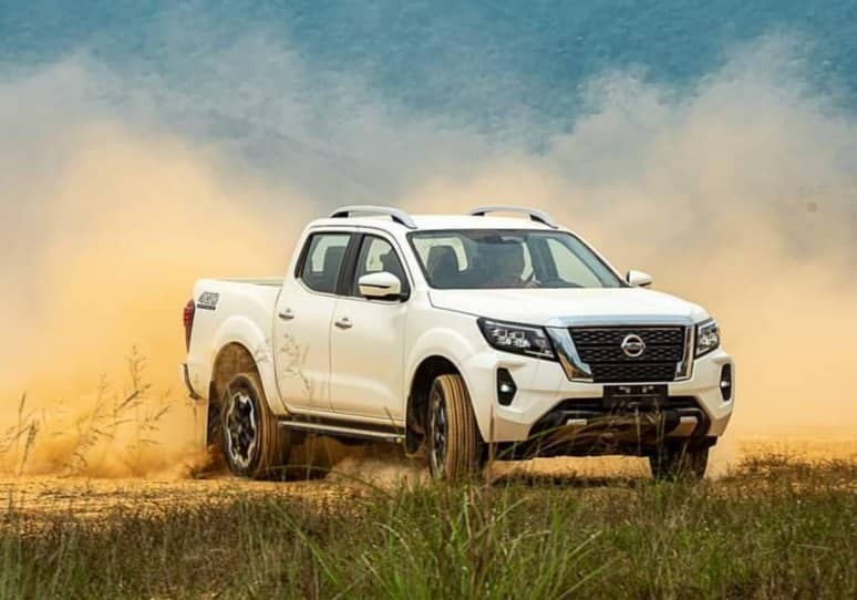 Chuyên gia nhận xét về Nissan Navara 2021 so với bản 2015 - ảnh 1