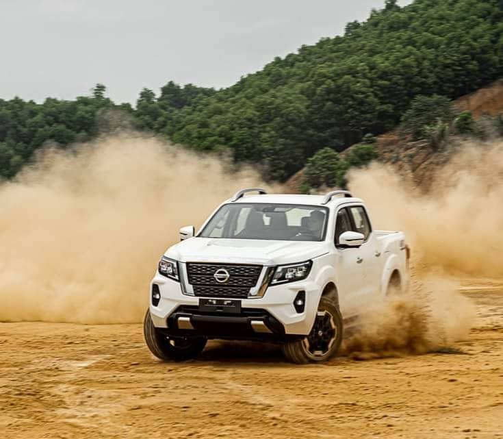 Chuyên gia nhận xét về Nissan Navara 2021 so với bản 2015 - ảnh 2