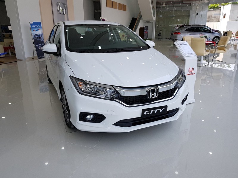 Cuộc đua giảm giá các xe hot sedan hạng B: Honda City chỉ còn hơn 500 triệu đồng - ảnh 1