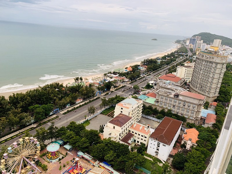 Du lịch biển đảo Việt Nam thu hút nhiều du khách - ảnh 1