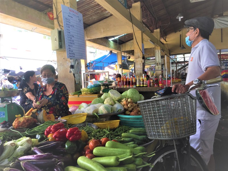 Giá nấm rơm tăng vọt lên 200.000 đồng/kg ngày rằm tháng giêng - ảnh 2