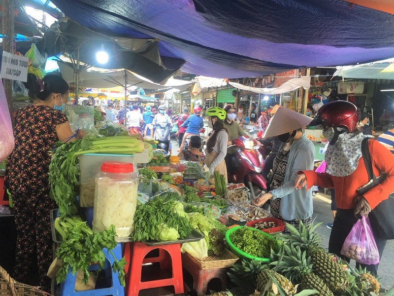 Hàng loạt trung tâm thương mại TP.HCM đồng loạt tạm đóng cửa - ảnh 3