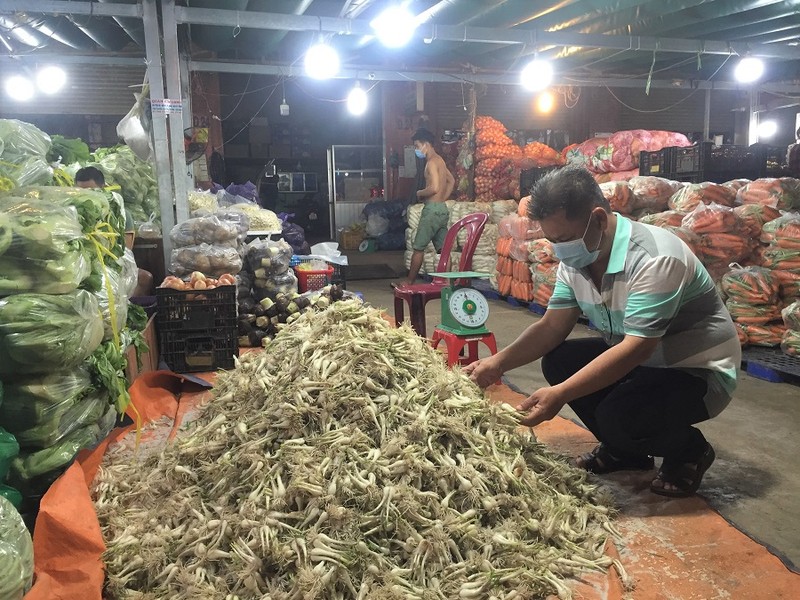 Chợ đầu mối Hóc Môn tiếp tục kéo dài thời gian đóng cửa - ảnh 1