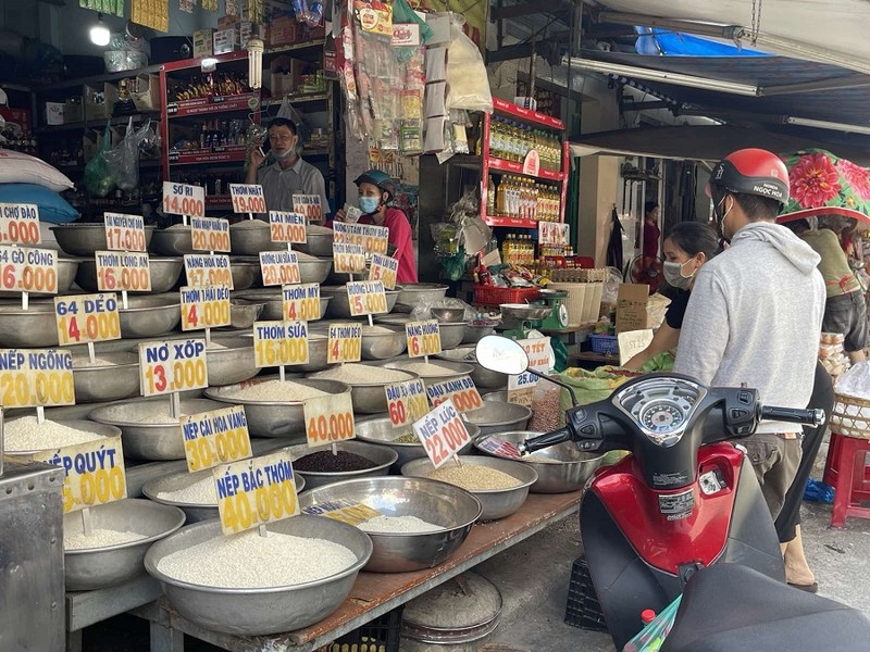 Chi phí mua bánh mì, trứng... ở Việt Nam lọt top rẻ nhất Asean? - ảnh 1
