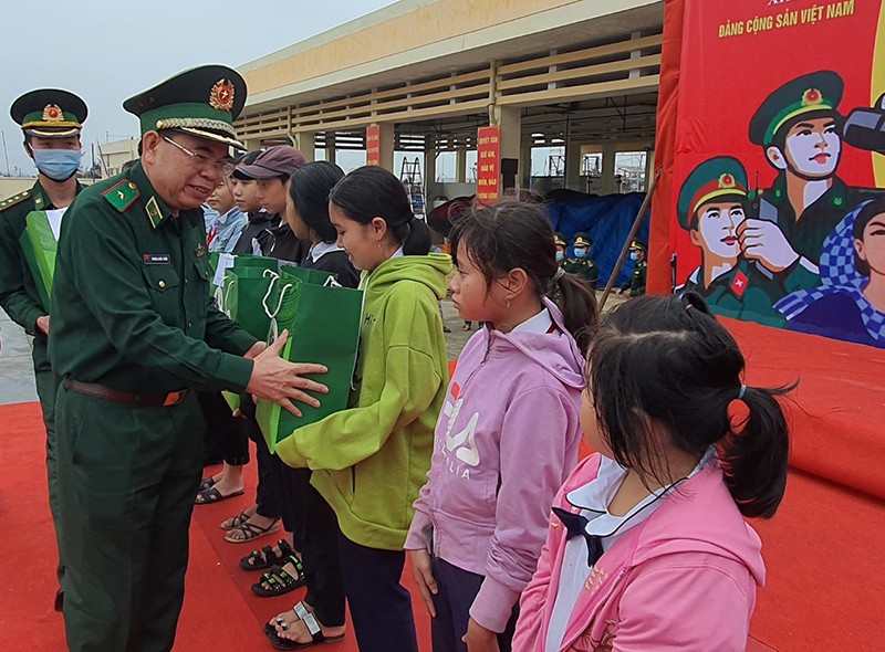 'Mỗi con tàu ra khơi là một cột mốc sống trên biển' - ảnh 2