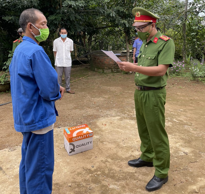 Bắt 2 người phá rừng tự nhiên khu Hòn Đót ở Phú Yên - ảnh 2