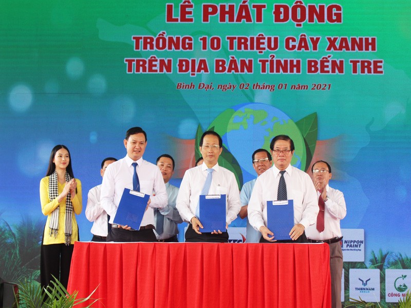 Hoa hậu Phương Khánh hưởng ứng trồng 10 triệu cây xanh  - ảnh 6