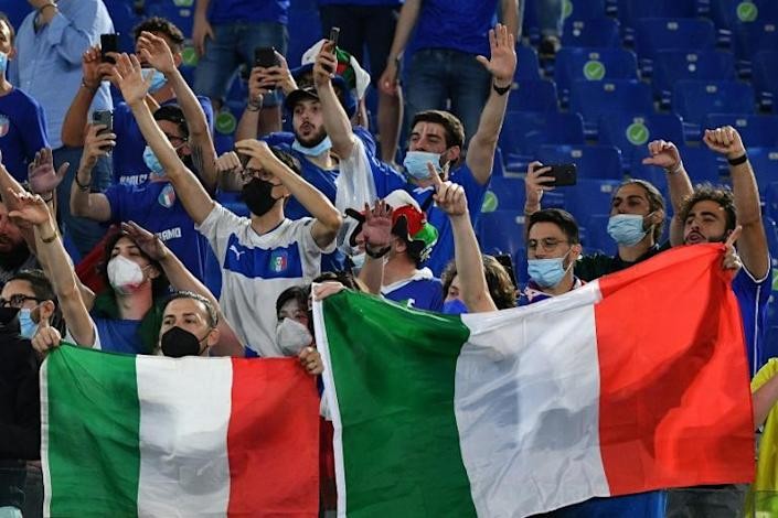 Góc ảnh đẹp: Bữa khai vị ngọt ngào của Azzurri - ảnh 2