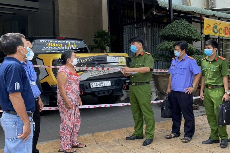 Bạc Liêu: Khởi tố vụ án liên quan nữ doanh nhân lây COVID cho nhiều người - ảnh 1