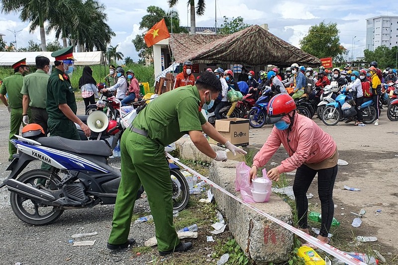 13.000 người đã về Cà Mau, không ai tách, trốn khỏi đoàn - ảnh 1