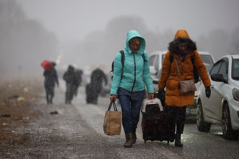 Nhiều nước EU kêu gọi phân bổ đồng đều người tị nạn Ukraine sang các thành viên - ảnh 1