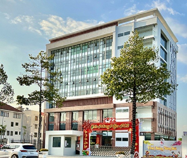 Tòa nhà trung tâm hành chính TP Biên Hòa bắt đầu hoạt động - ảnh 1