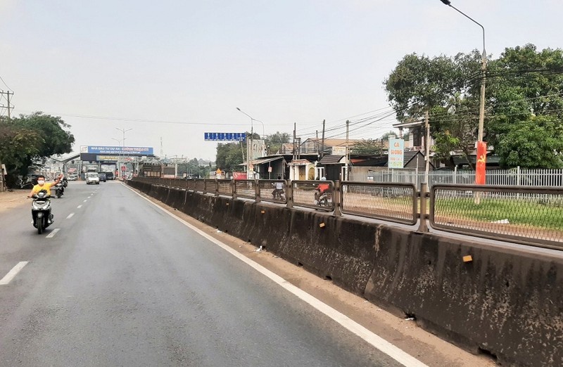 Đồng Nai: Người dân 'kêu cứu' để mở dải phân cách trạm BOT tuyến tránh Biên Hòa - ảnh 1