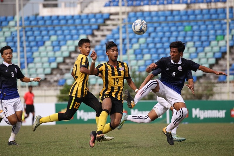 U-18 Thái Lan, Malaysia vào bán kết, Việt Nam căng - ảnh 1