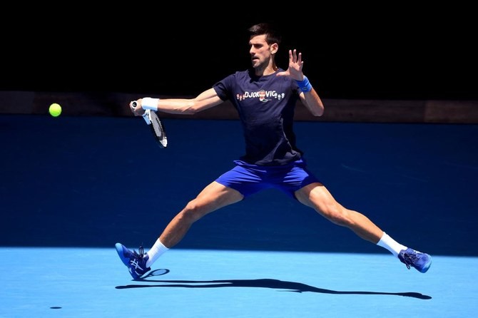 Djokovic từ chối tháo khẩu trang 5 phút để chụp hình - ảnh 1