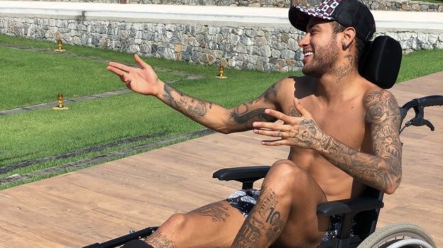 Neymar không chỉ là ông vua trên sân bóng - ảnh 14