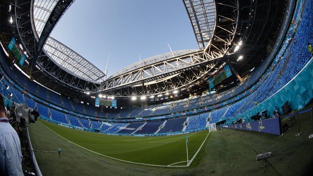 Nga phản ứng sao khi UEFA “di tản” CK Champions League? - ảnh 1
